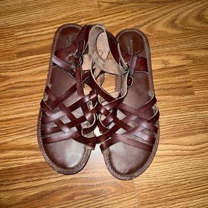 AE womens sandal